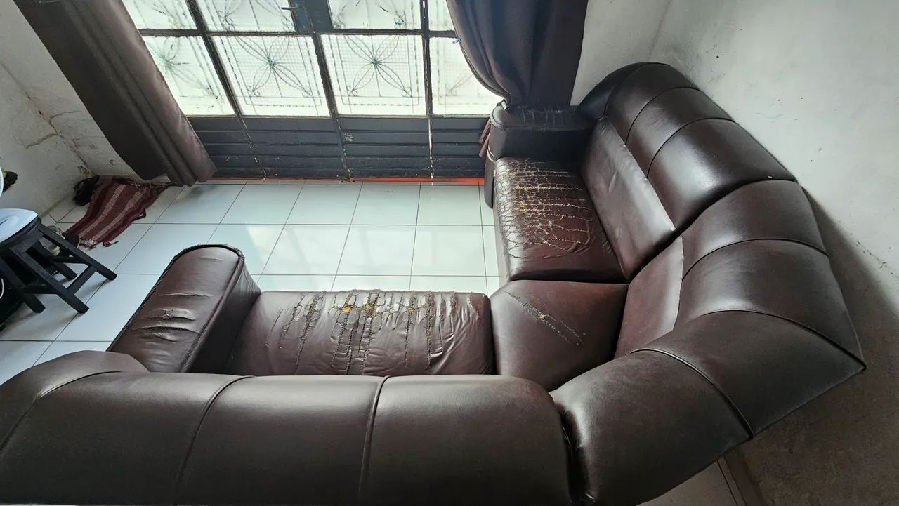 Sofá semi novo.  - Foto 2