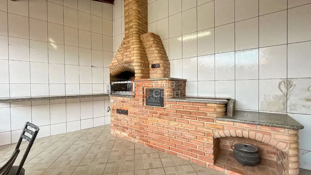 Casa com 4 quartos e espaço gourmet à venda no Letícia - Foto 4