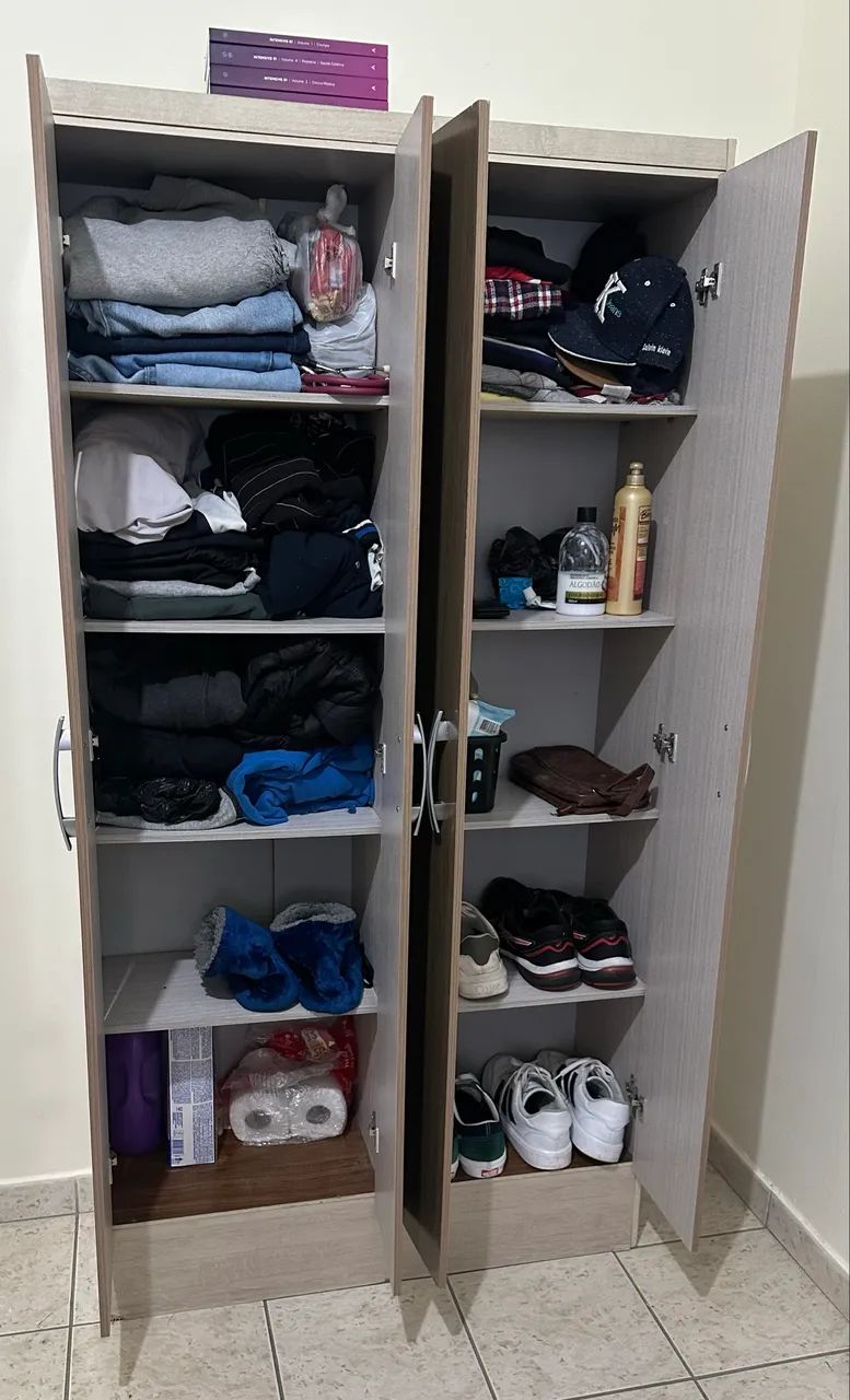 Guarda roupas 4 portas  - Foto 3
