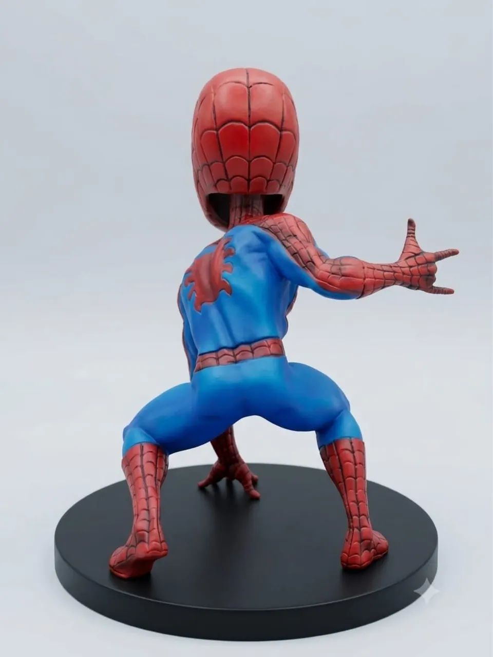 Neca Marvel Clássicos Spider-man Boneco - Foto 2