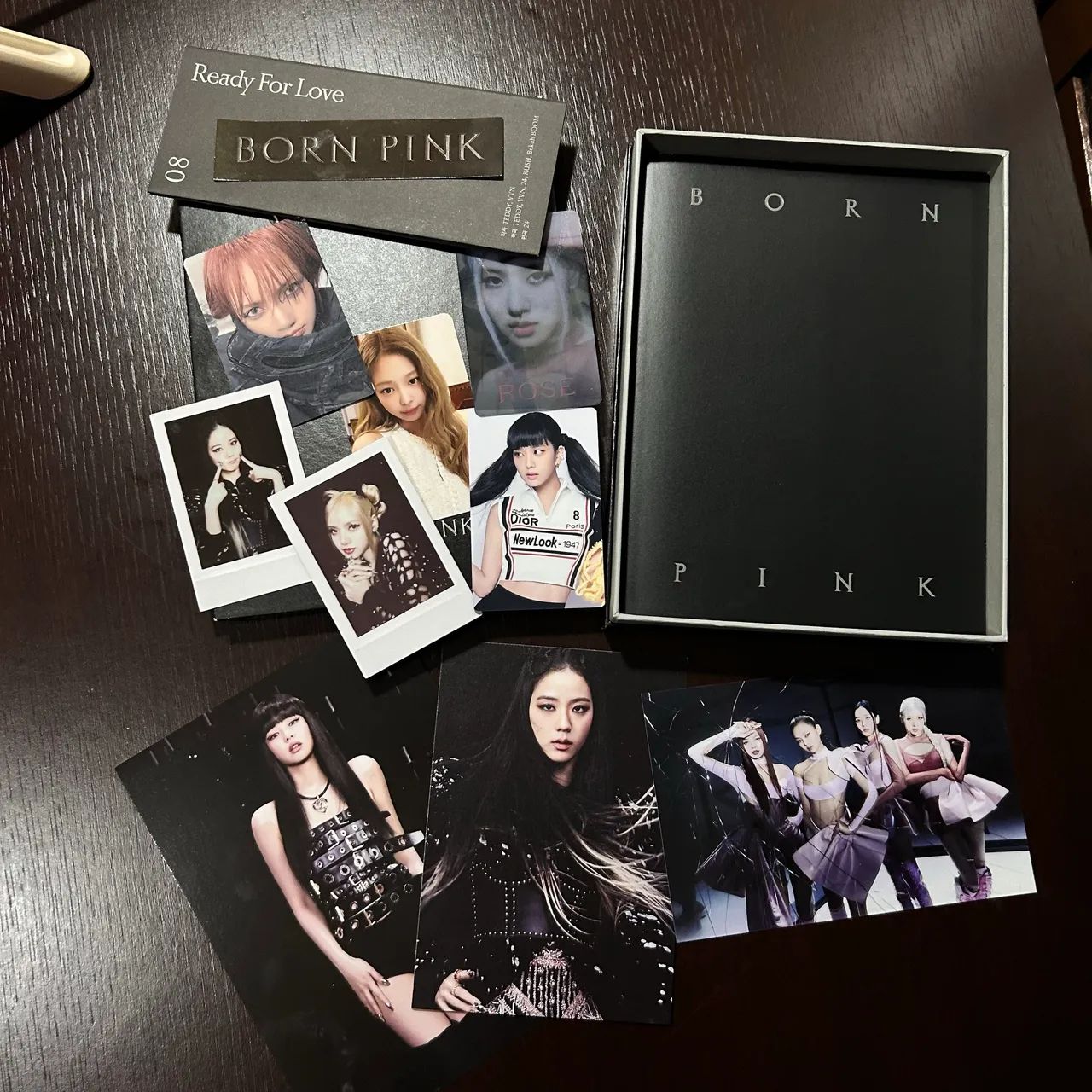 Álbum Born Pink Black Completo