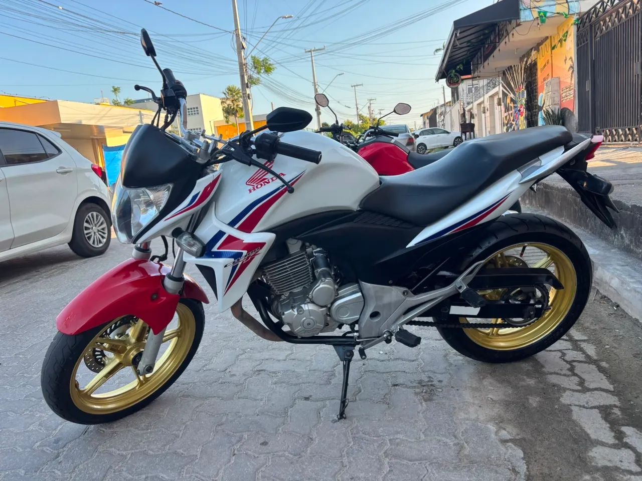 Cb 300 2015