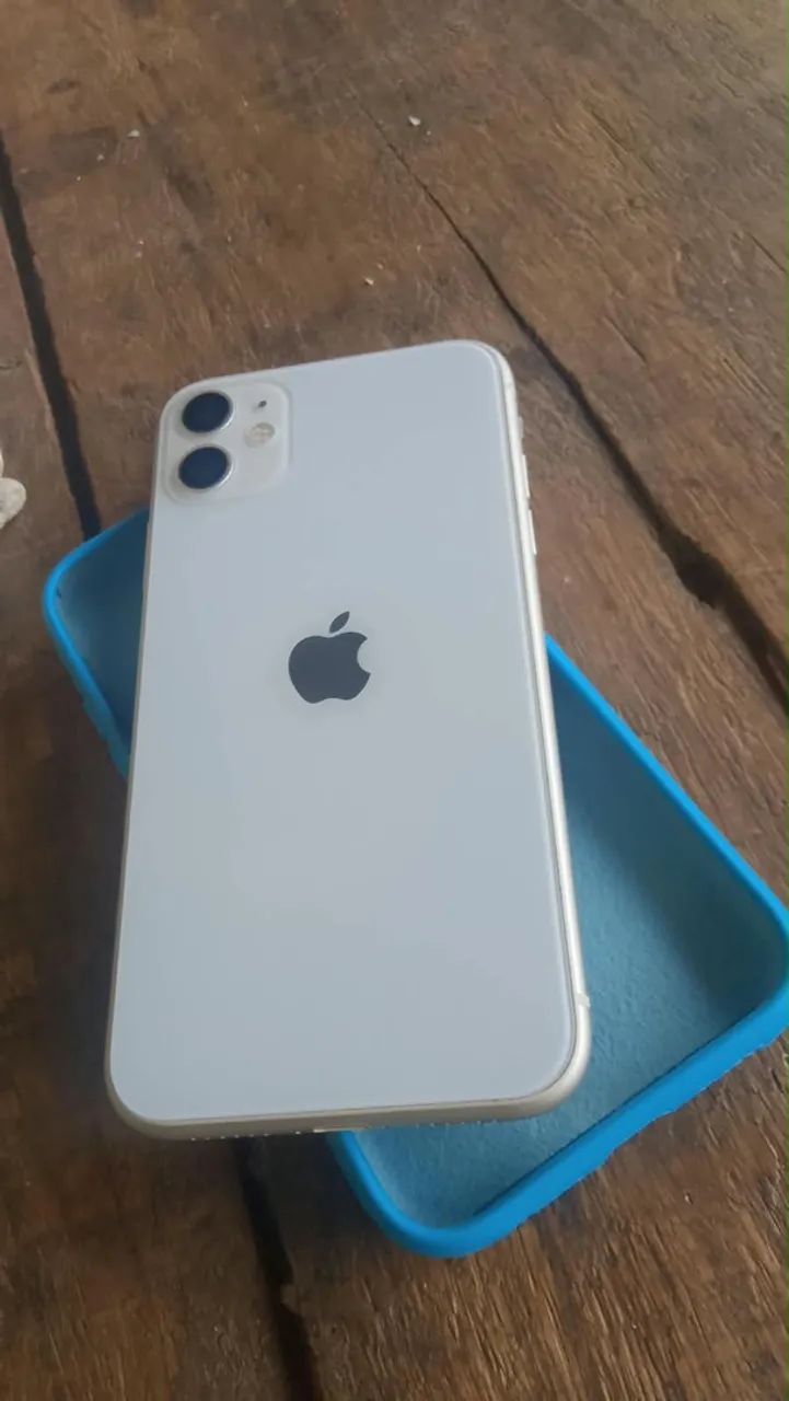 Vendo iPhone 11 pra vende logo Face ID não pega 