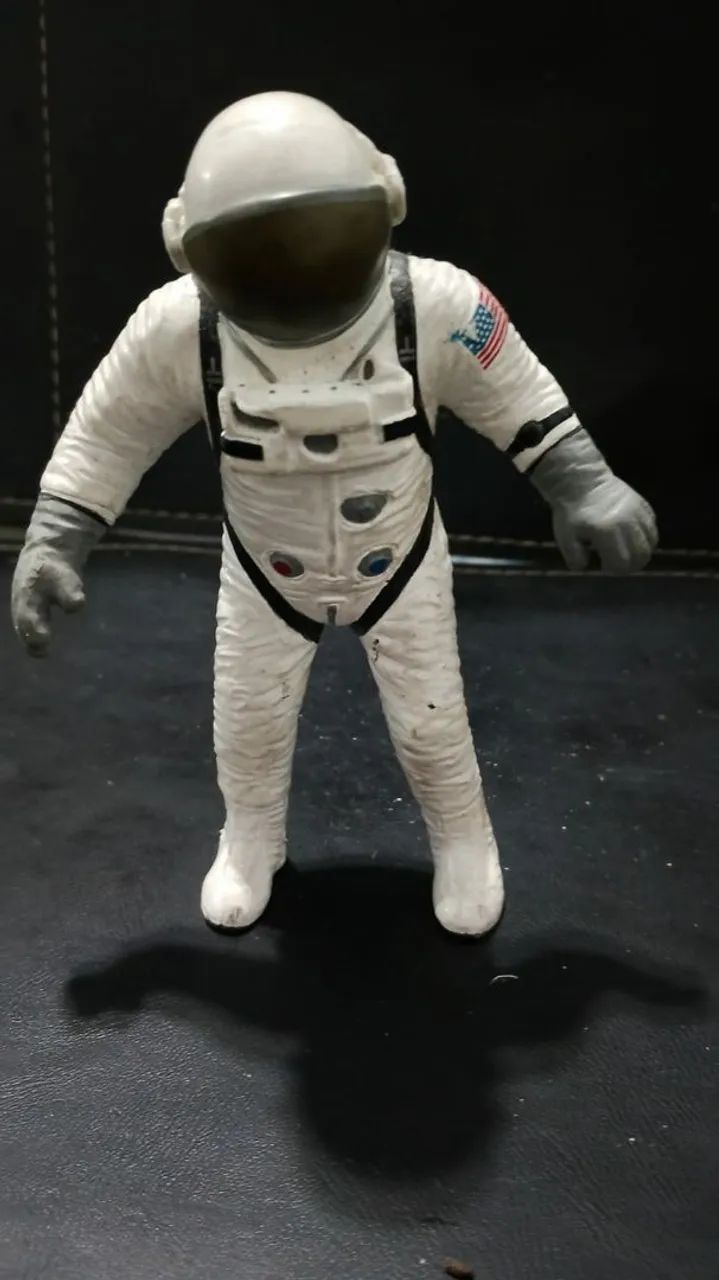 Boneco astromaura 