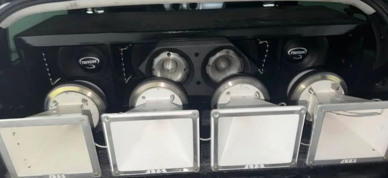 Som automotivo