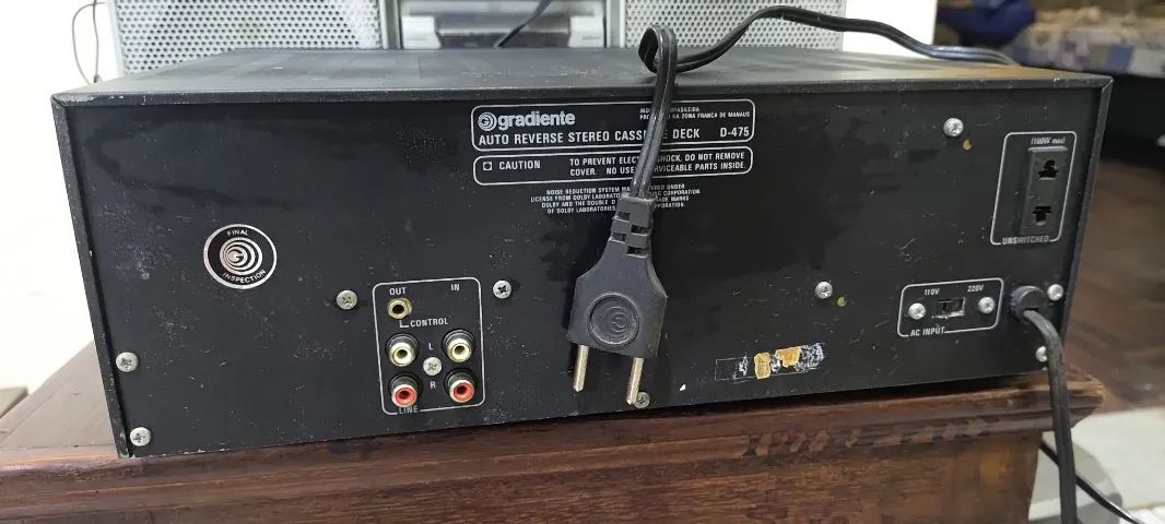 Tape Deck Gradiente D475. Ótimo estado e funcionando bem com manual original. - Foto 4
