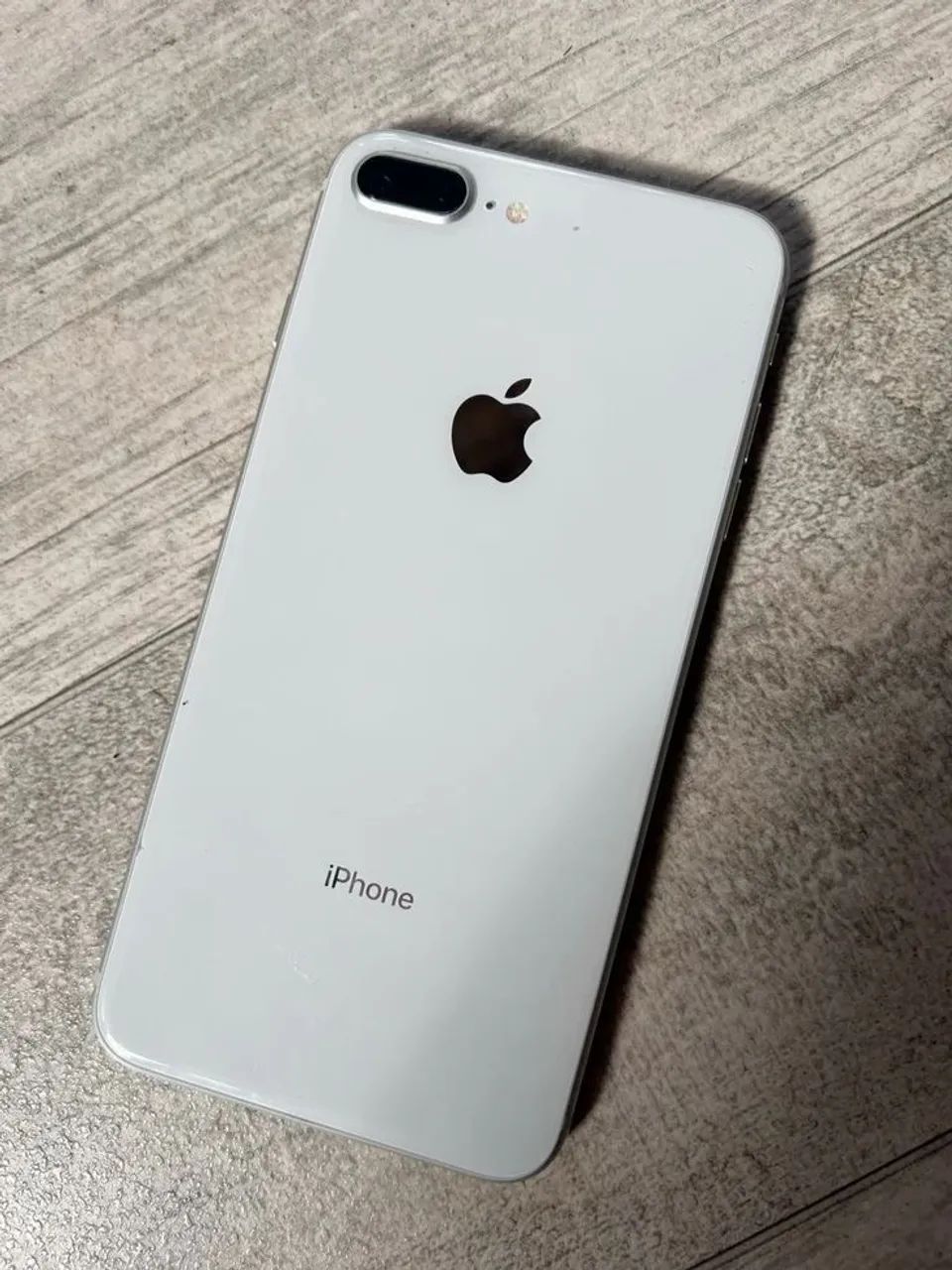 IPhone 8 Plus - 64GB