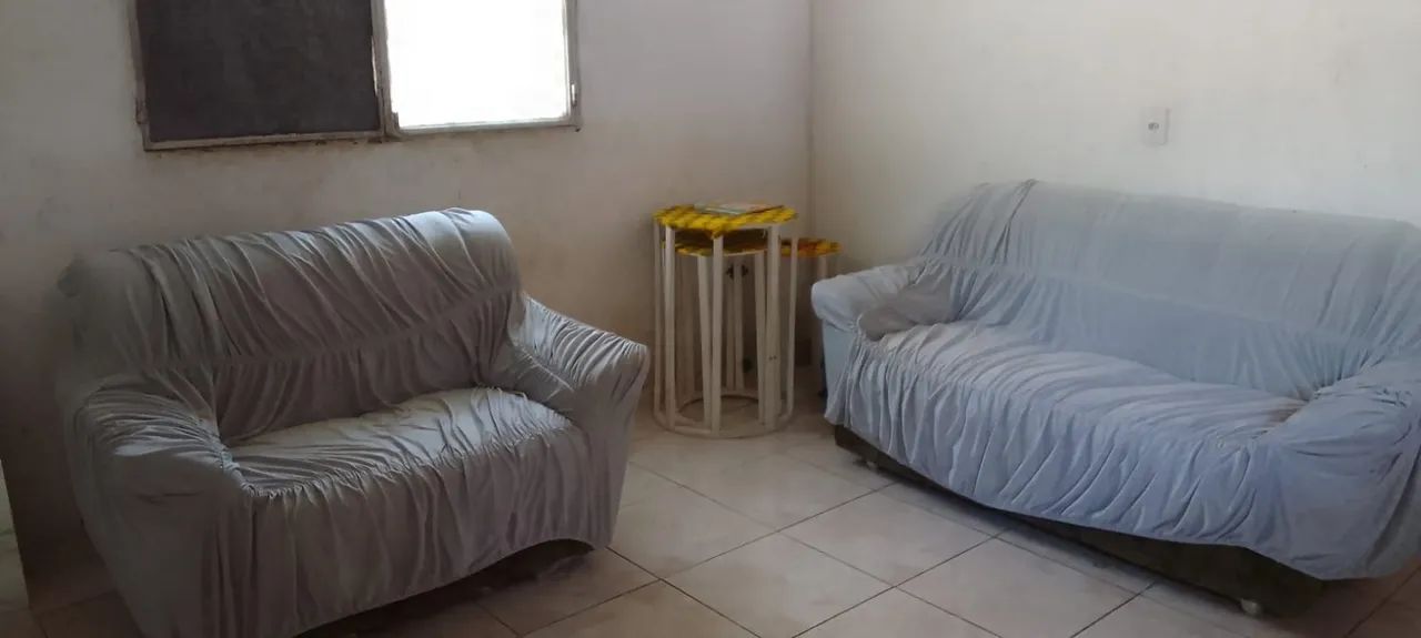 Vende-se casa linda 