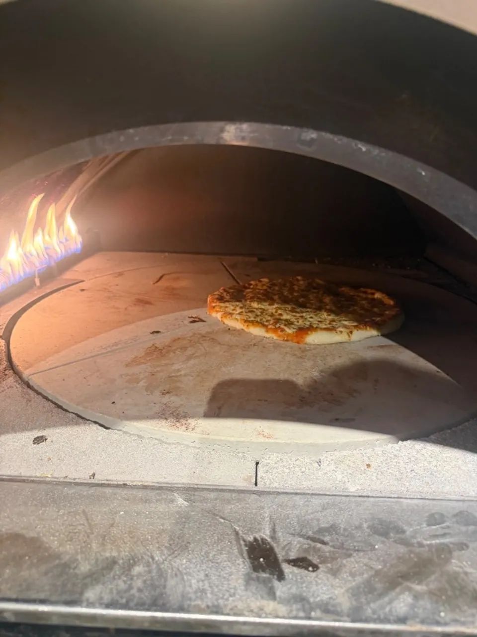 Precisamos de um pizzaiolo experiente