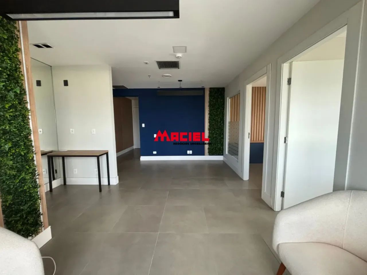 SALA A VENDA EM EXCELENTE PRÉDIO COMERCIAL NO JARDIM AQUARIUS - Foto 4