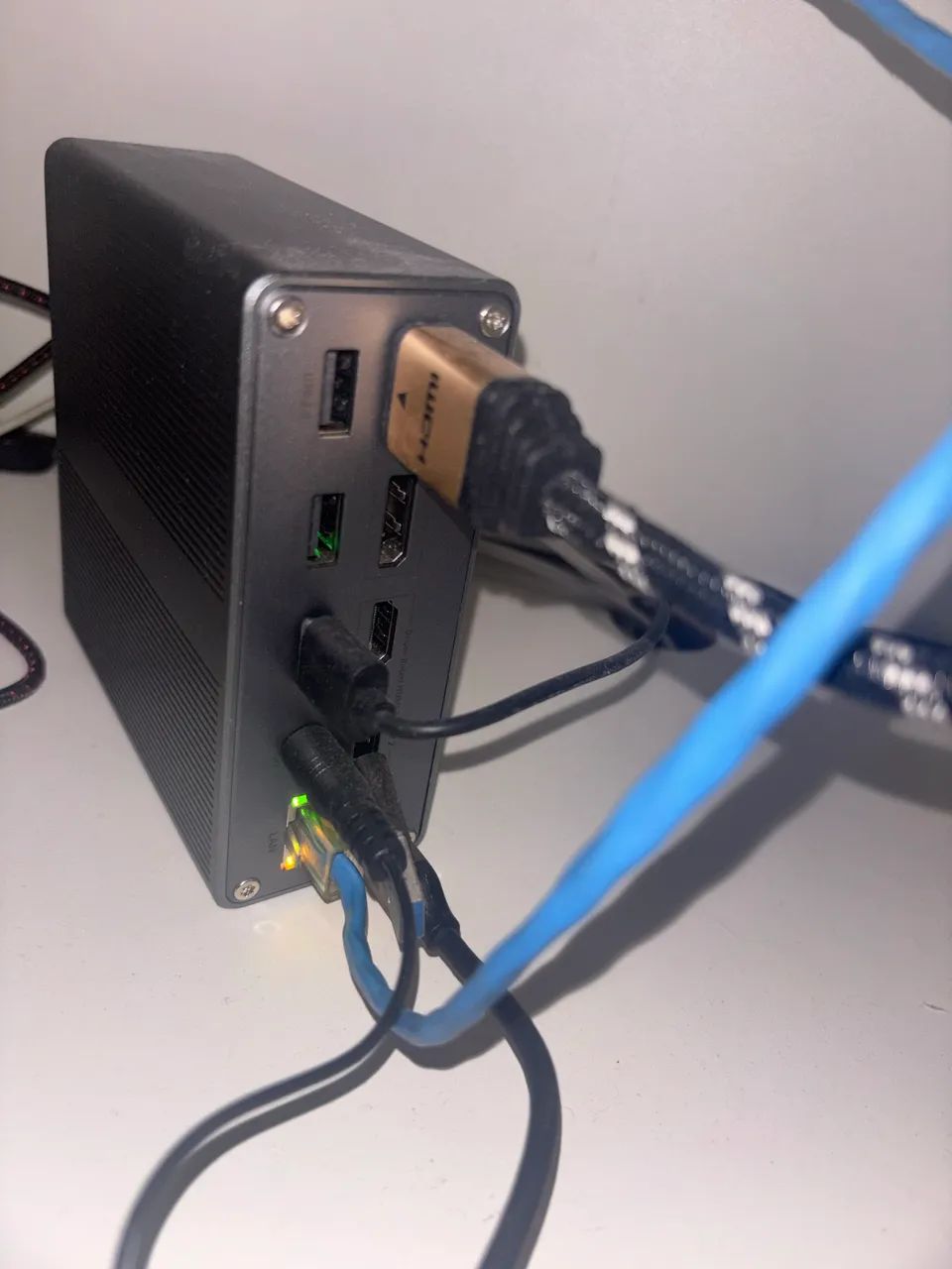 Docking Station Tobenone / Hub  - Foto 2