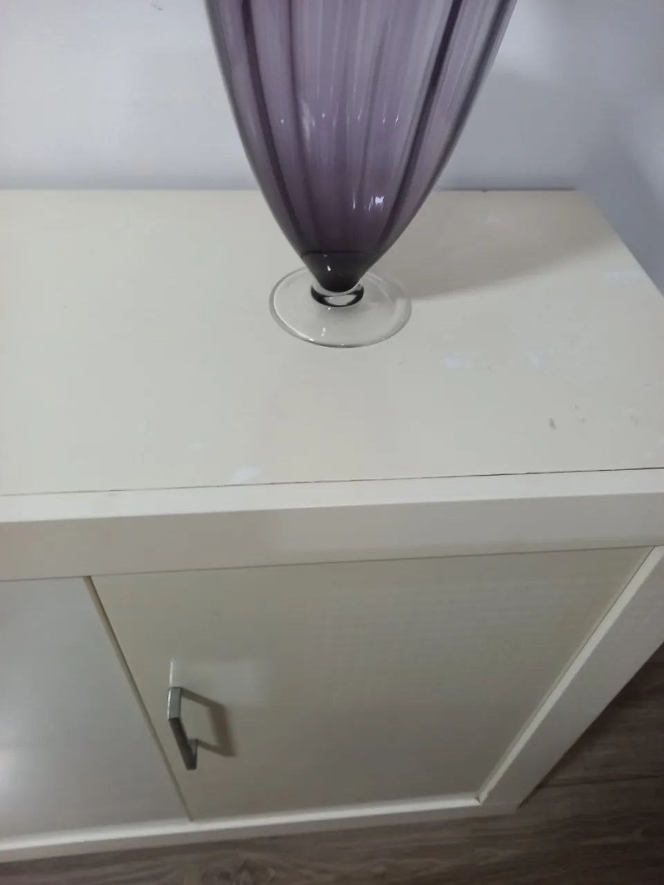 Buffet usado.branco laqueado. 