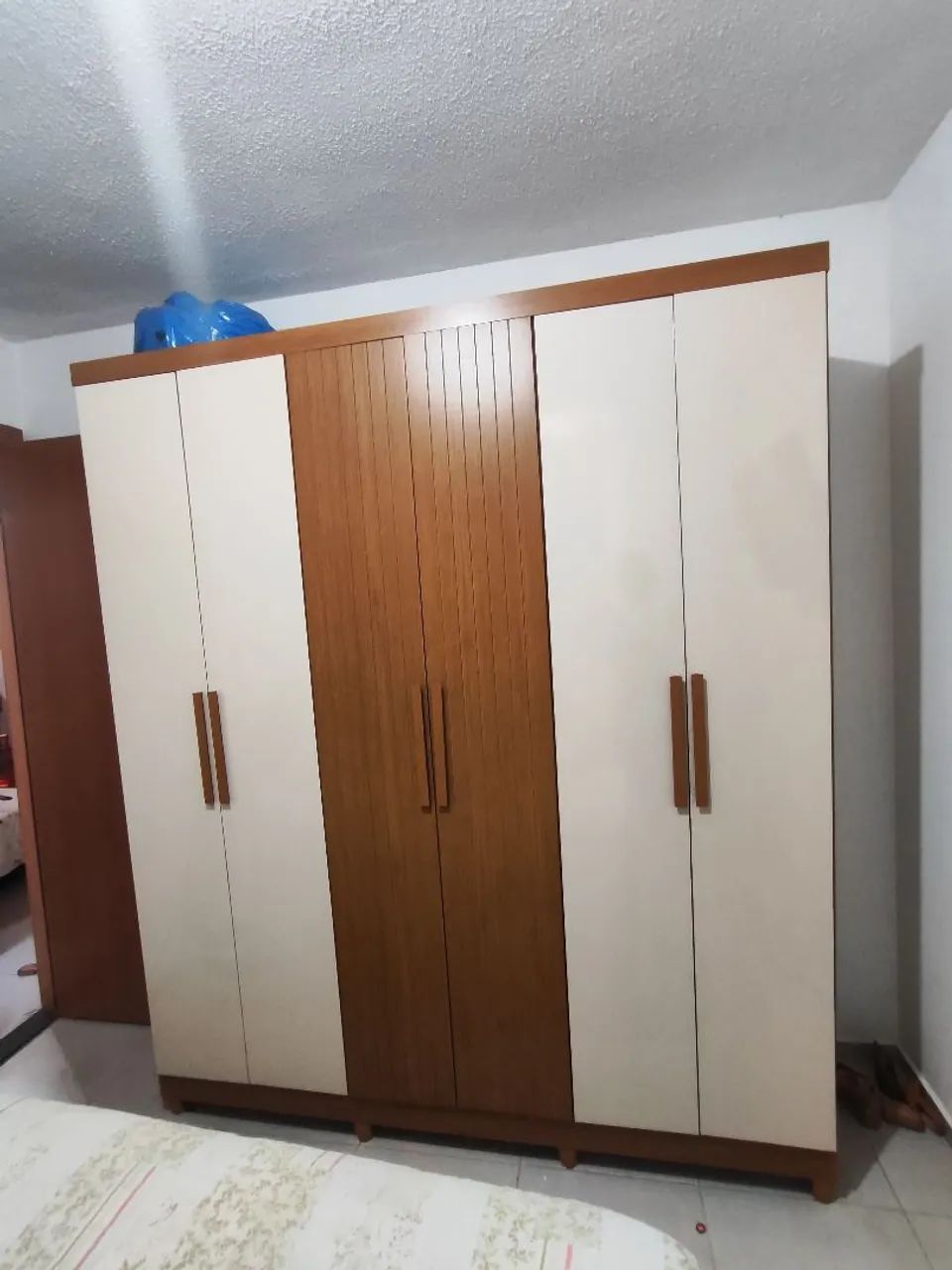 Guarda roupa casal- para vender rapido