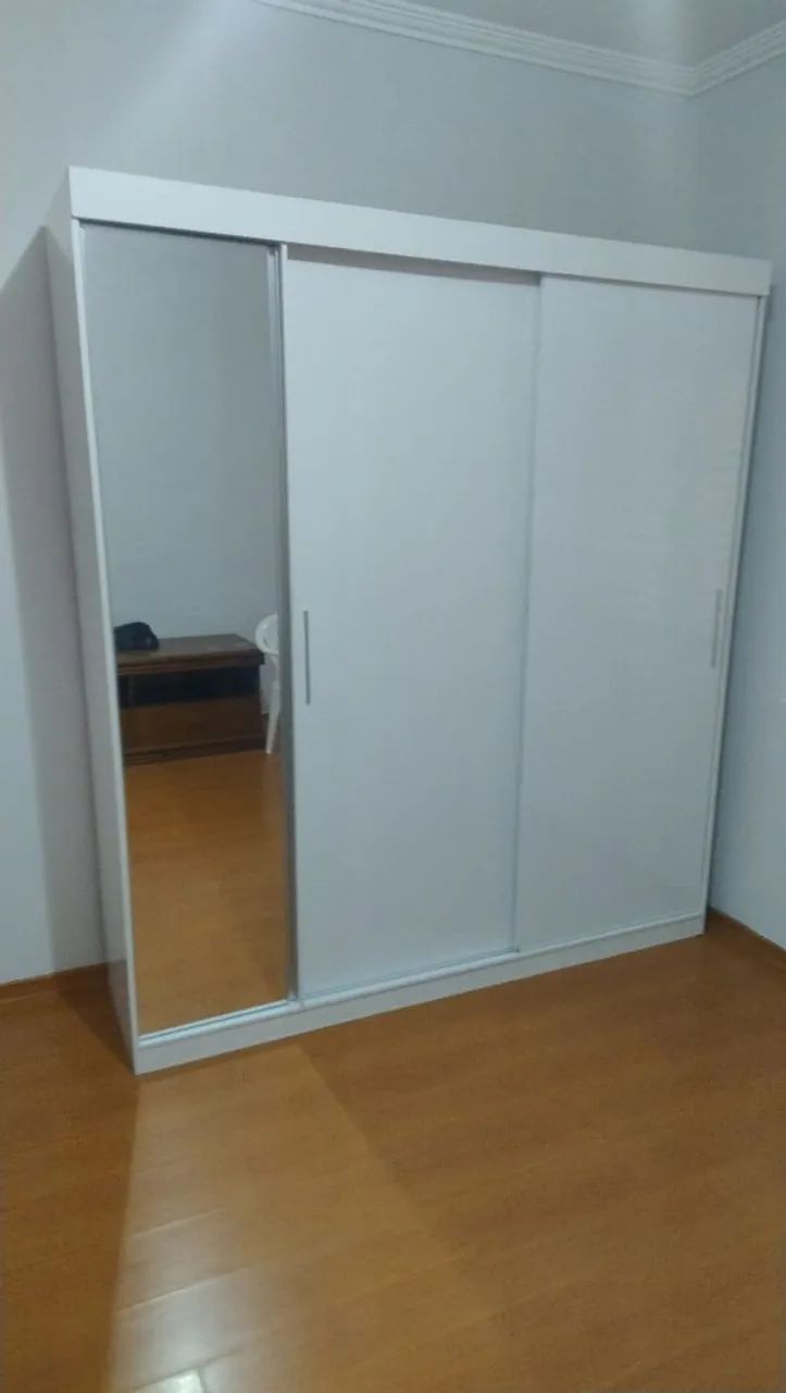 Guarda roupa excelente estado!