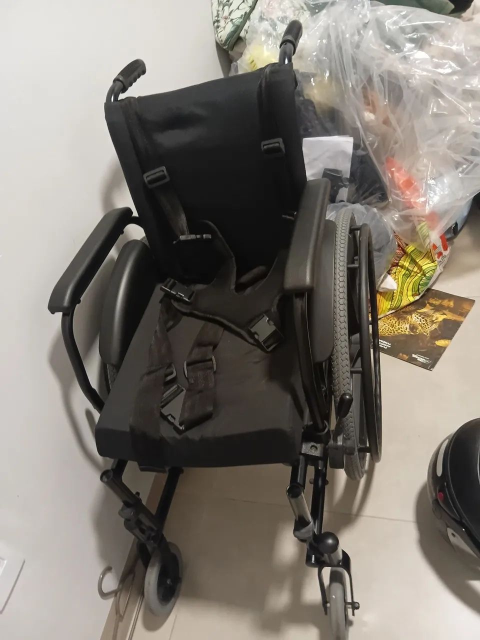 Cadeira de rodas infantil  - Foto 2