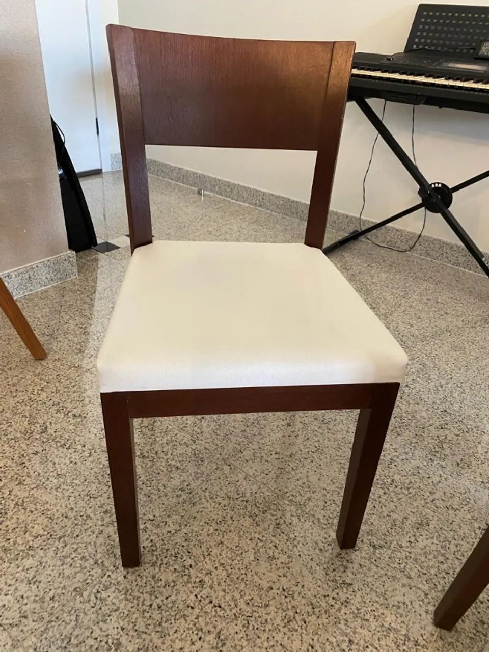 8 cadeiras para sala de jantar - Foto 2