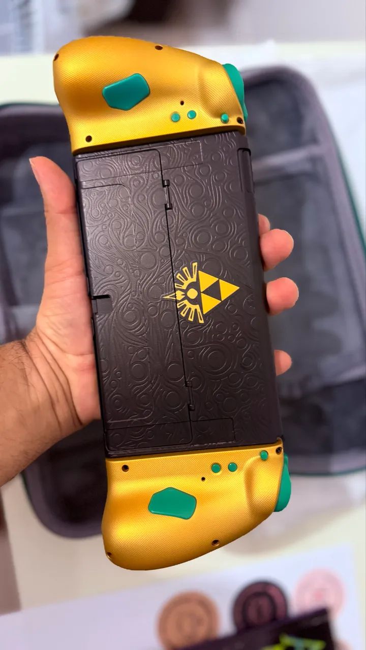 Nintendo Switch OLED + 256GB + Case Zelda ? Completo  - Foto 3