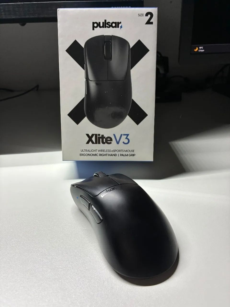 Mouse Pulsar XLite V3 Preto, Size 2 - Periféricos e Acessórios de