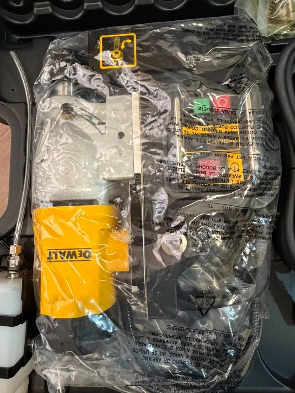 DeWALT DWE1622K - Foto 2