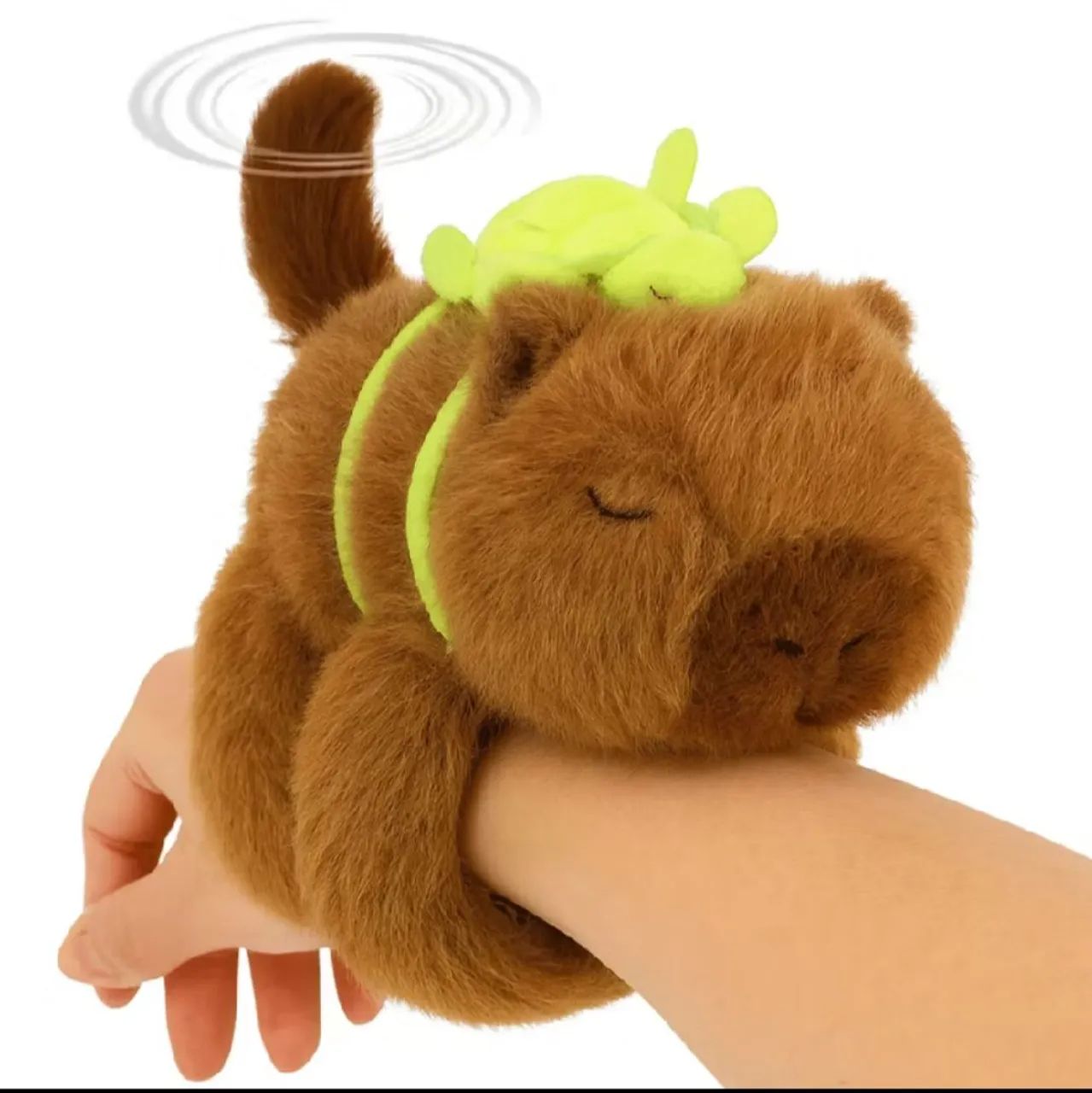 Capivara de pelúcia 