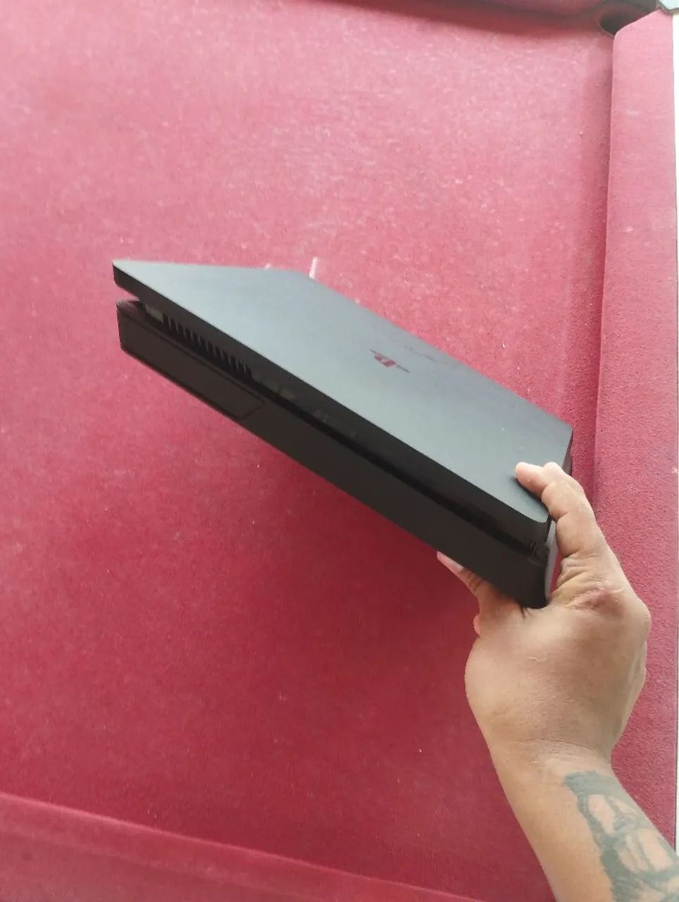 Vendo ps4 slim - Foto 3
