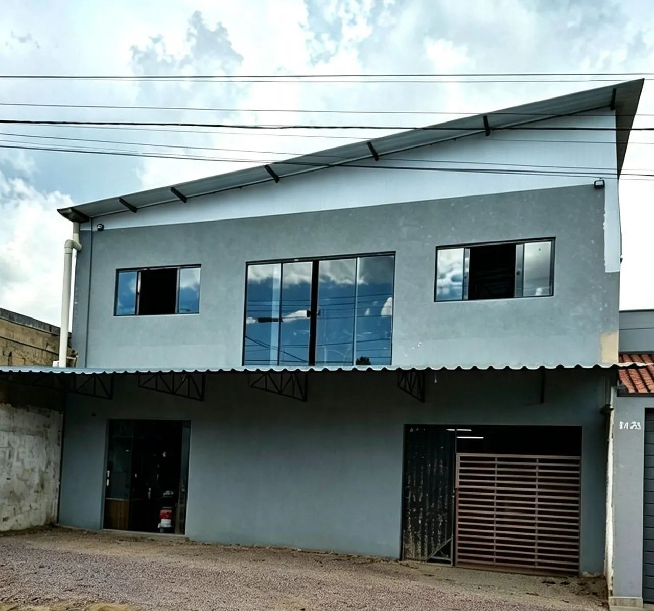 GALPÃO/2 CASAS/ PISCINA
