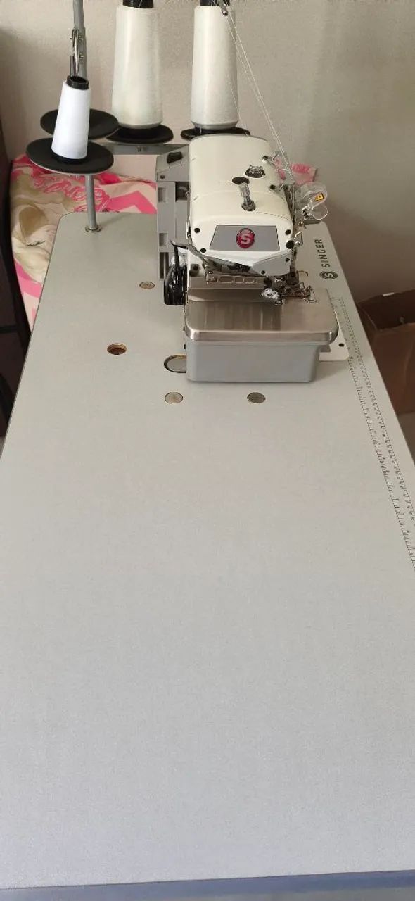 OVERLOCK DIREC DRIVE NOVINHA COM NOTA E GARANTIA  - Foto 4