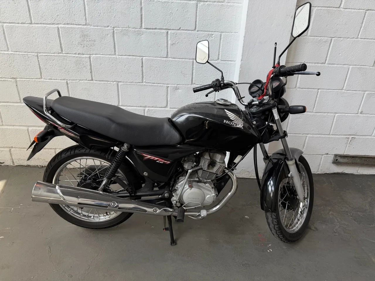 TITAN KS 2008