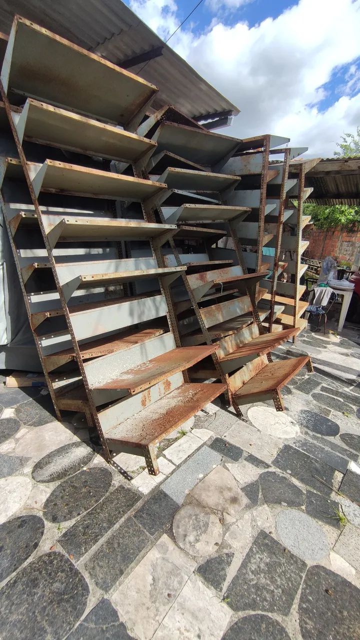 Prateleiras reforçadas, pra lixar e pintar  - Foto 3