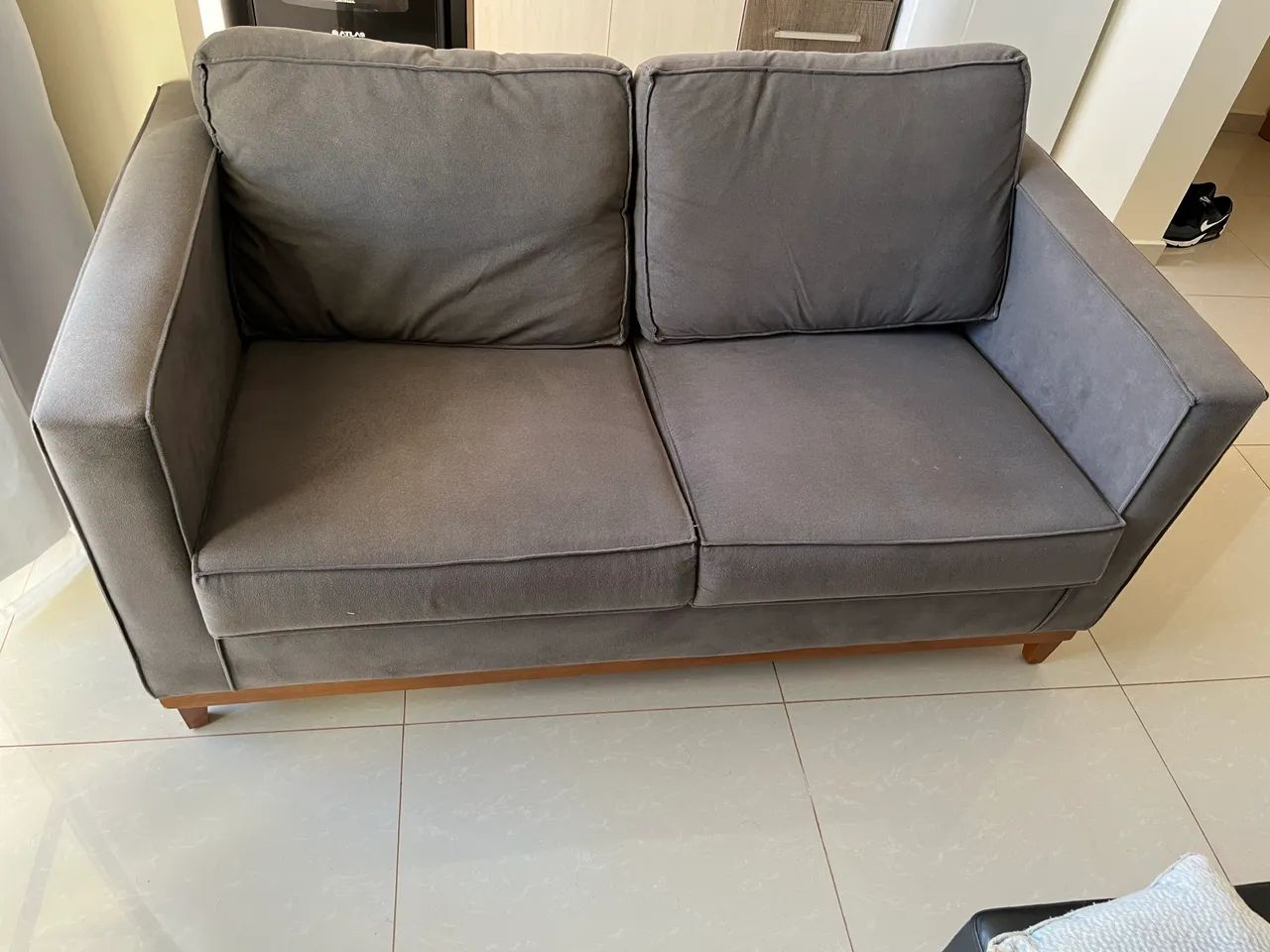 Vendo sofá 2 lugares 