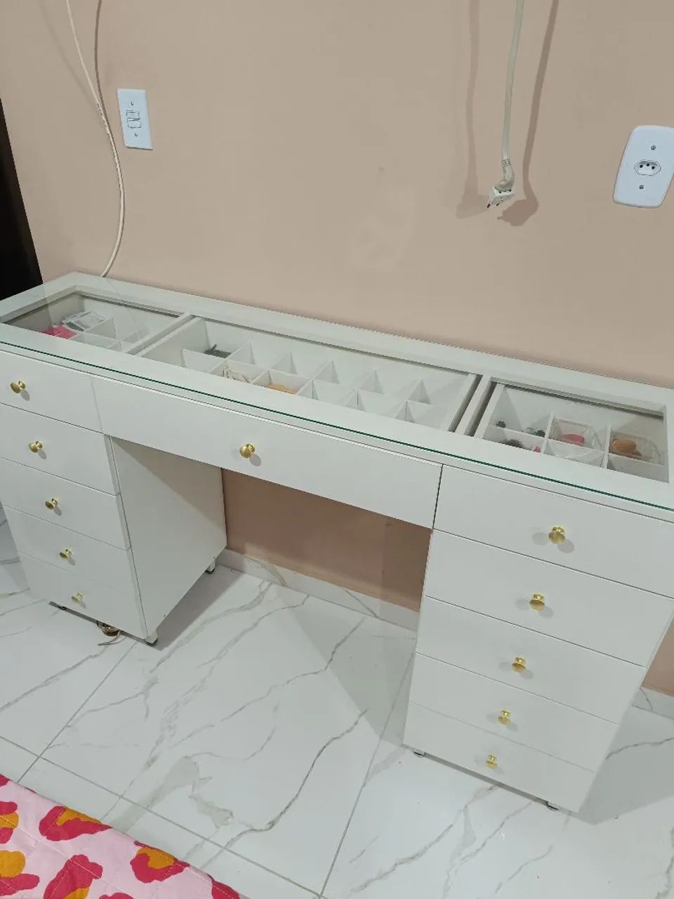 Vendo espelho de led e penteadeira  - Foto 3