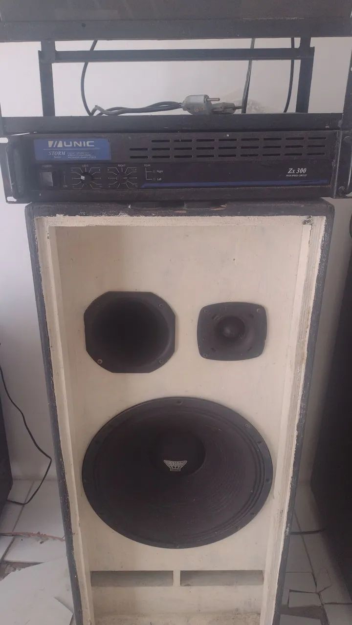 Com montado vazado e pesado 