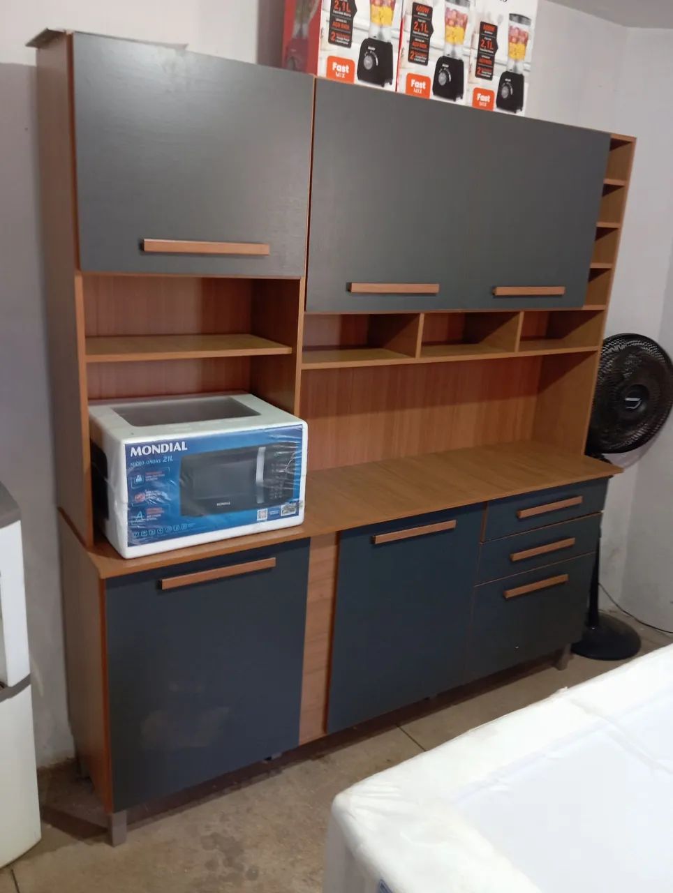 Armário de cozinha novo 