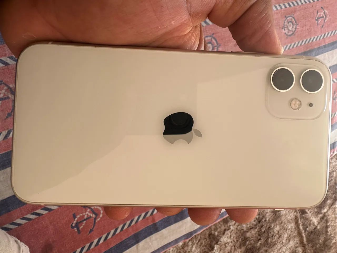 iPhone 11  128GB - Foto 4