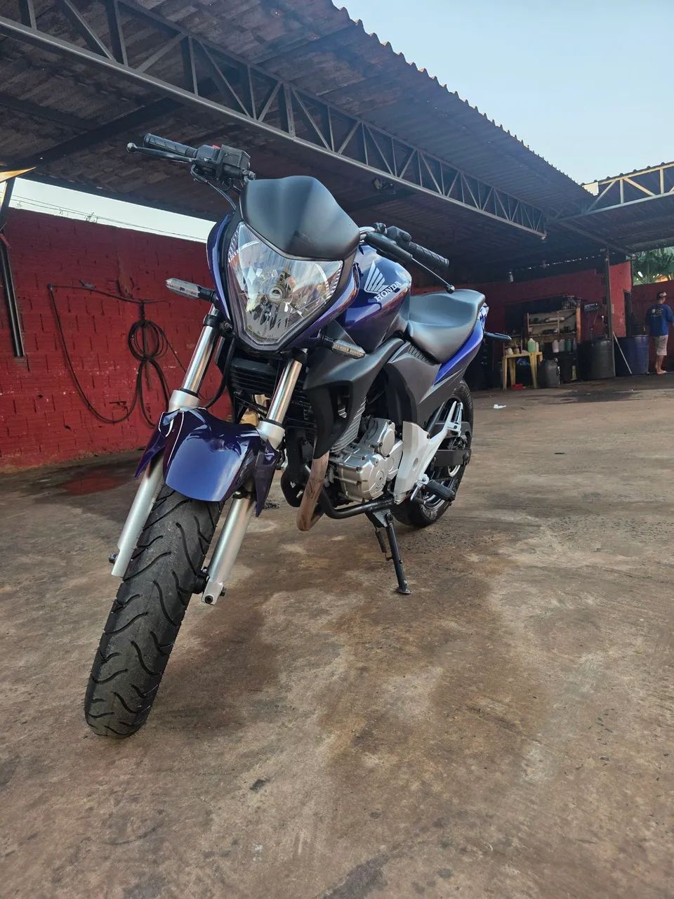CB 300 - Foto 3