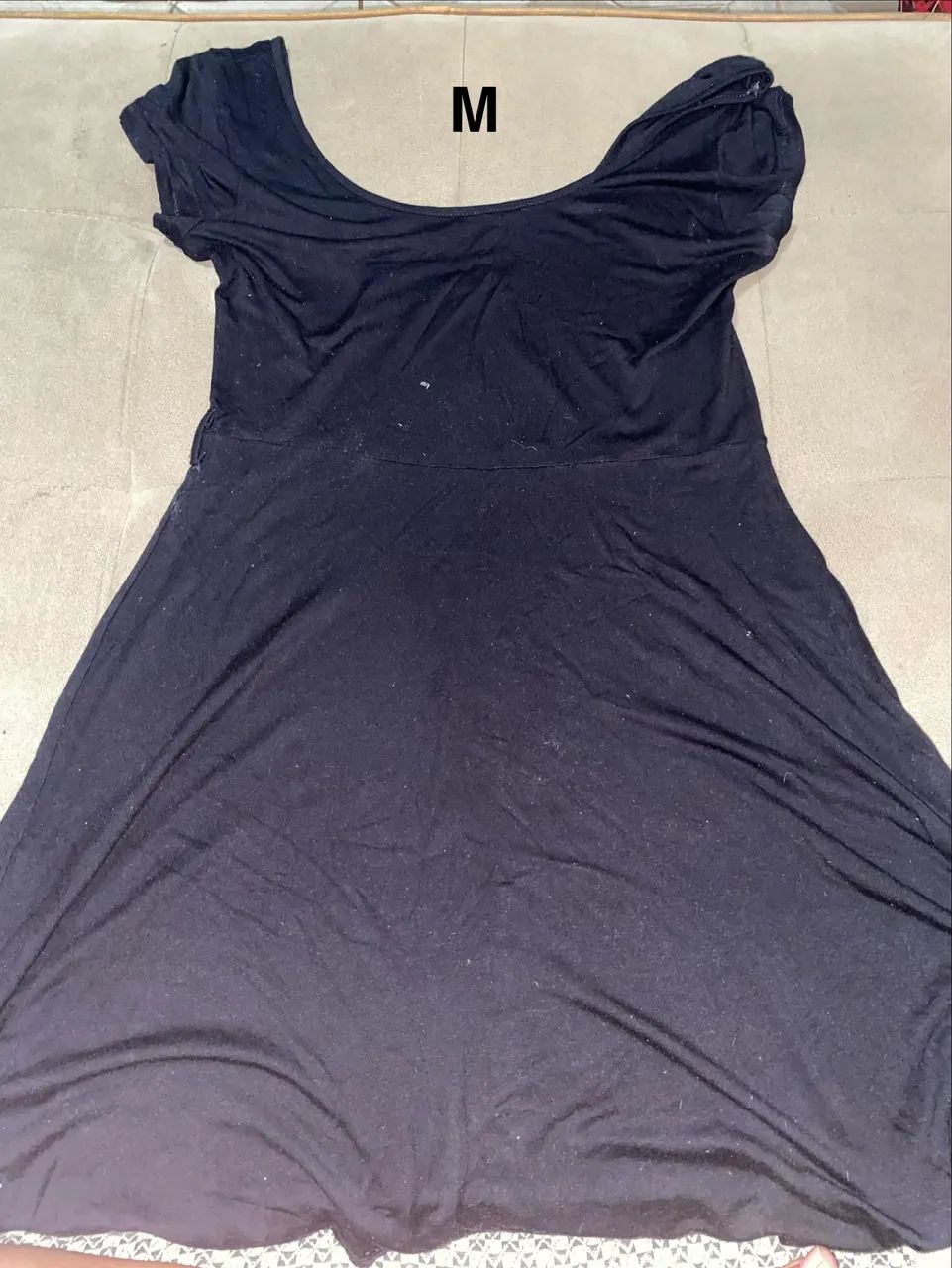 Vestido preto (Tamanho M)