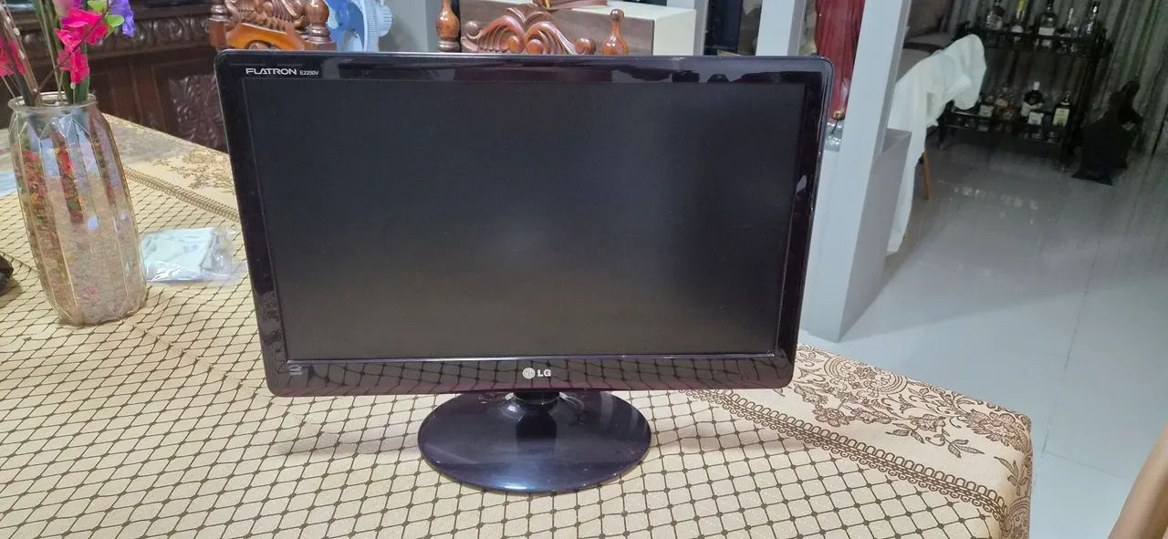 Monitor LG Flatron 21.5" Full HD E2250V - Sem Fonte