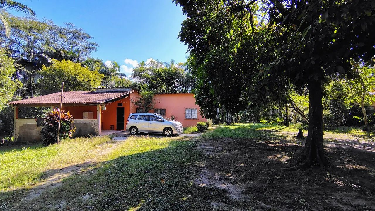Chácara em Miracatu - 3.800m² com Lago, Riacho e Fácil Acesso