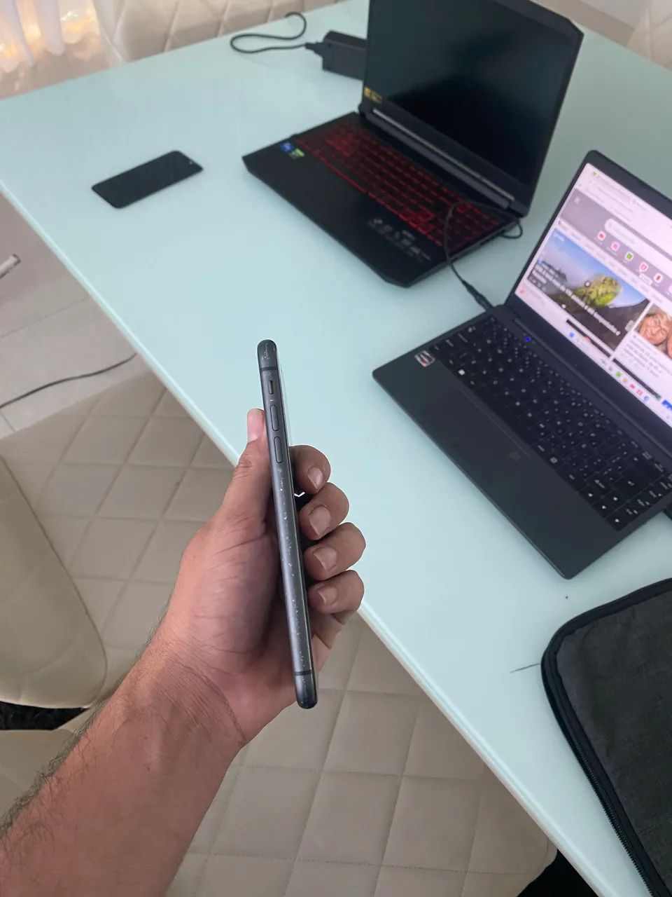 iPhone 11 64 GB Black todo original  - Foto 4