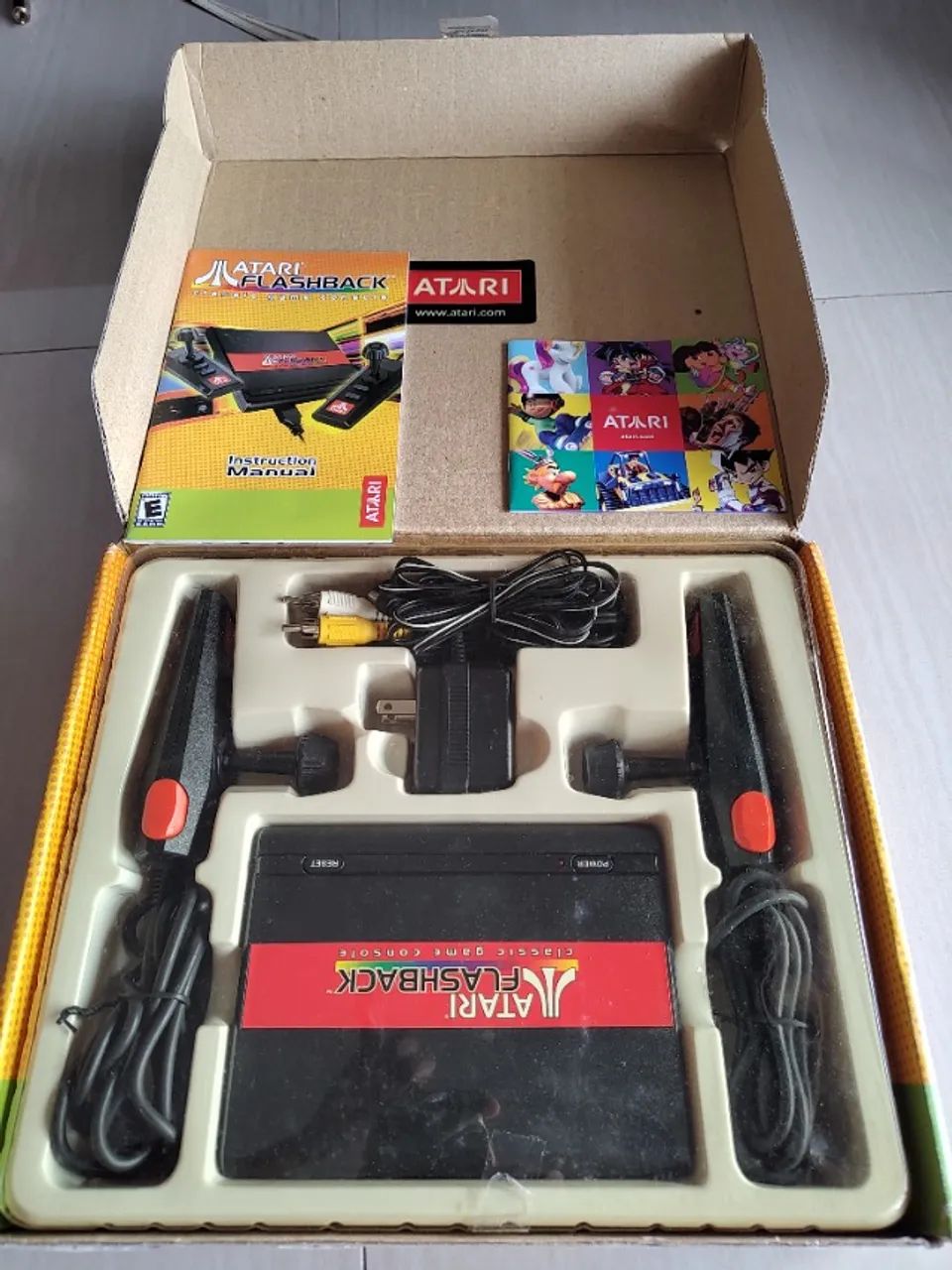 Console Atari Flashback americano original completo na caixa - Foto 4
