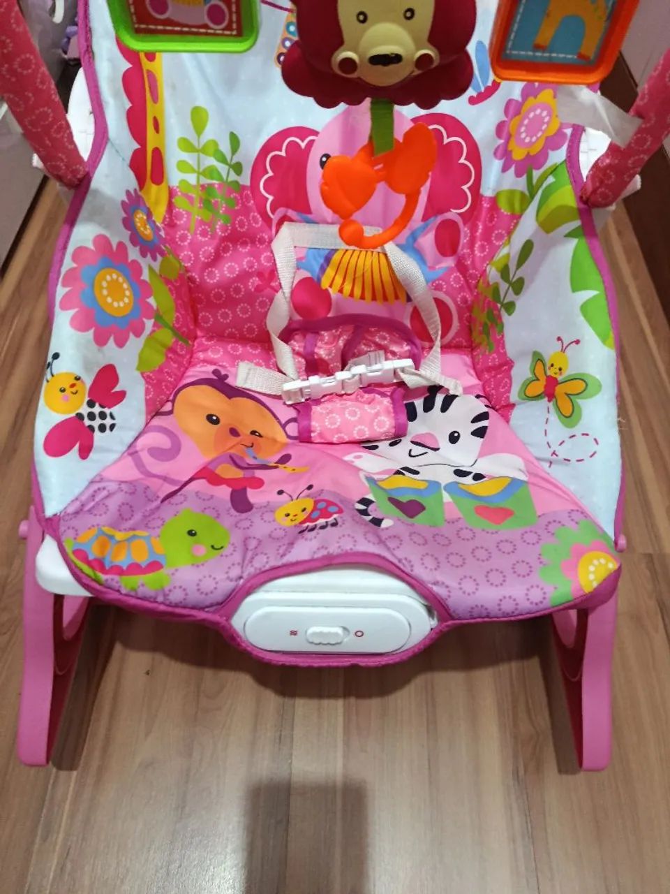 Vendo cadeirinha de balanço menina  - Foto 2