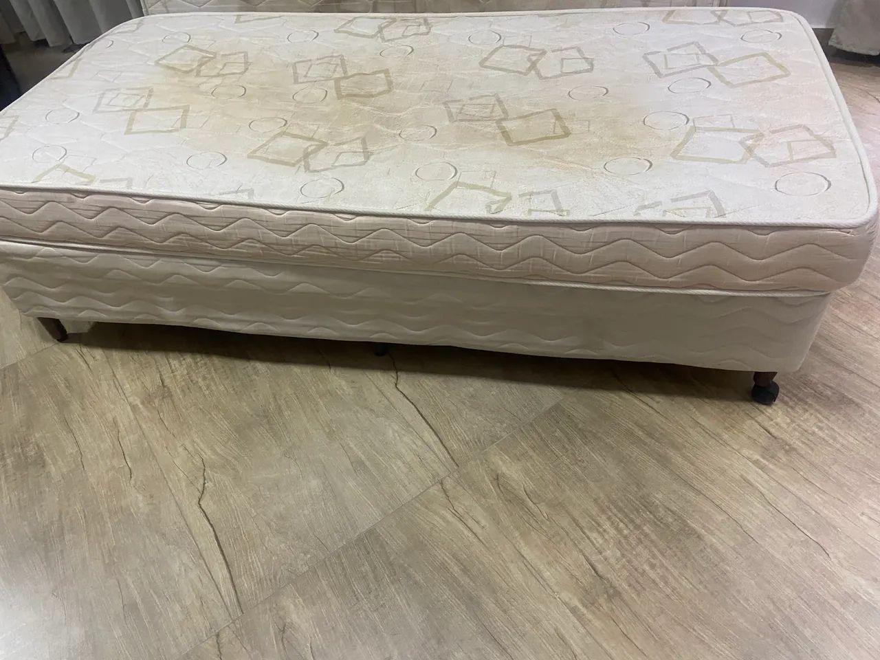 Cama box com colchão solteiro  - Foto 2
