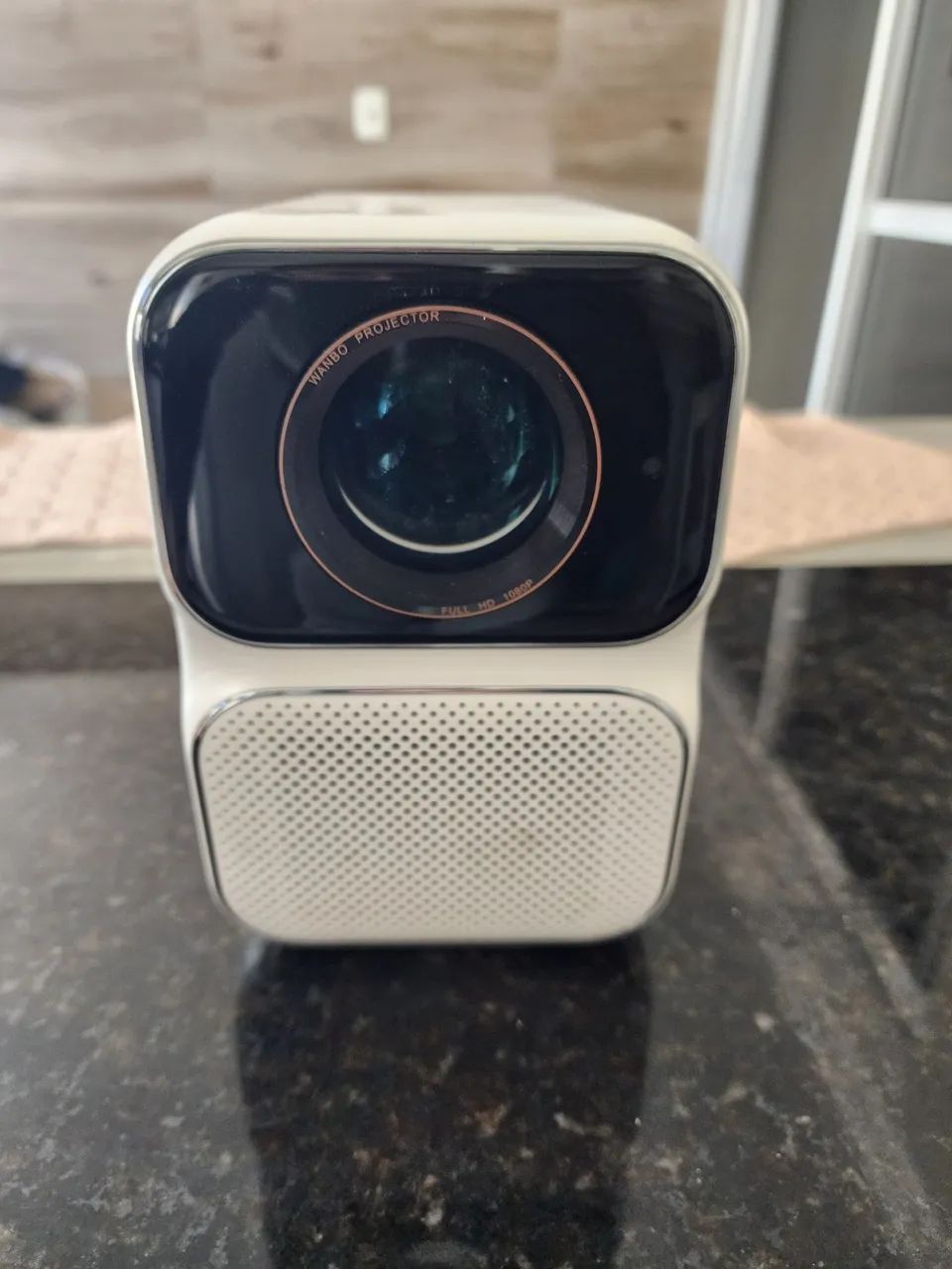 Vendo Projetor Inteligente Xiaomi Wanbo T6 Max com Tela de 120polegadas  - Foto 4