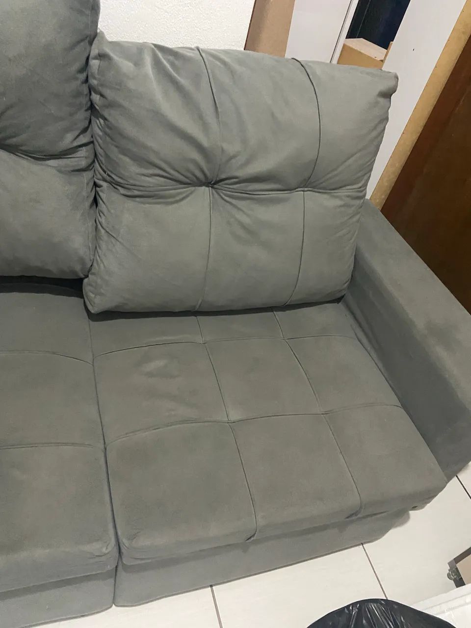 Vendo sofá em ótimo estado, não entrego 