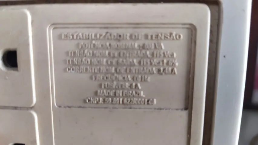 estabilizador de Pc de 400 va - Foto 4