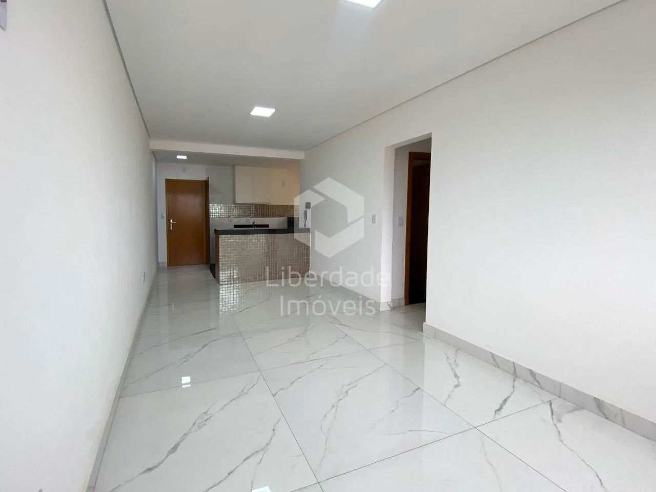 Apartamento 2 quartos com elevador locação Caiçara - Foto 4