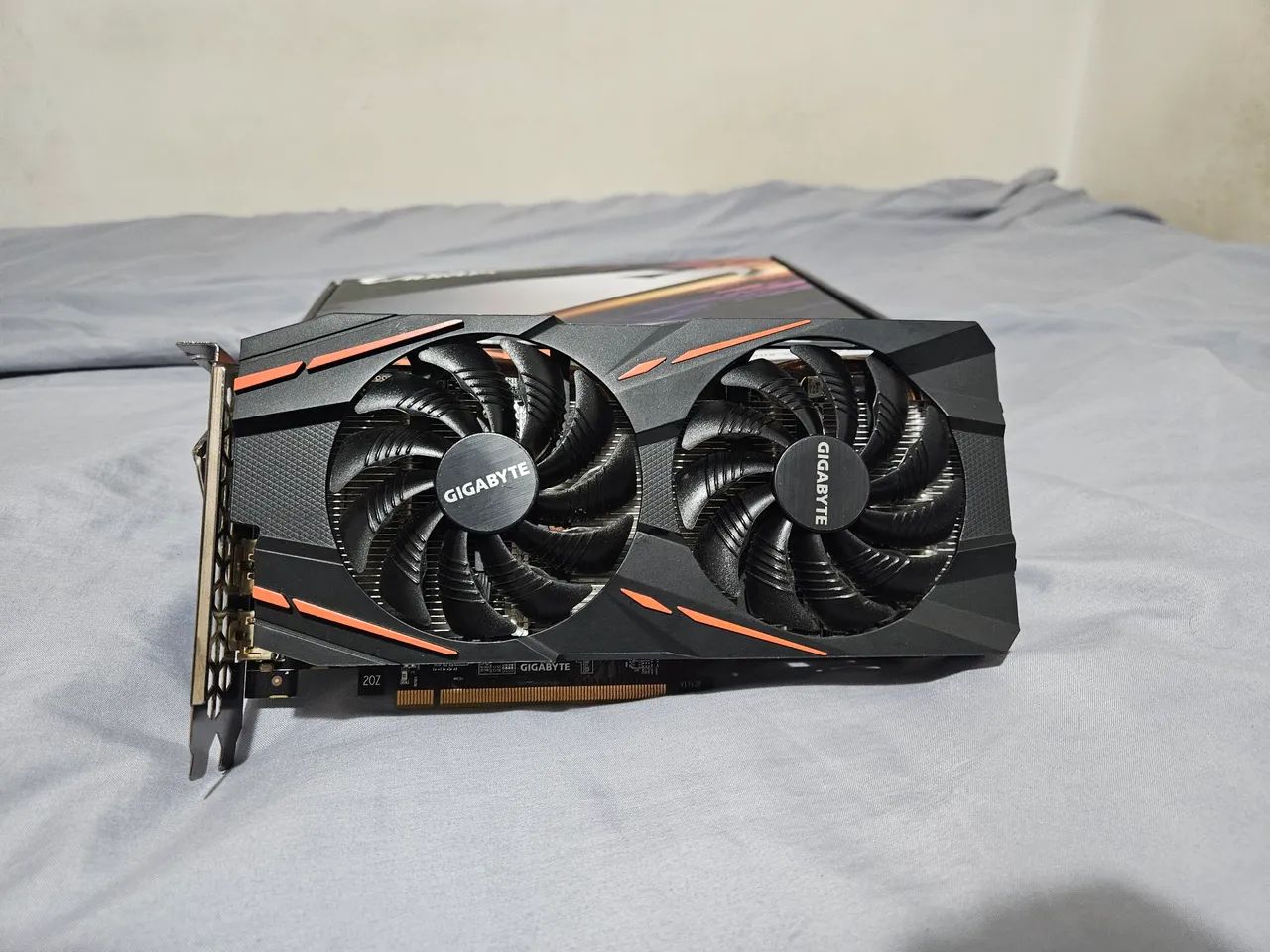 RX 590 GIGABYTE