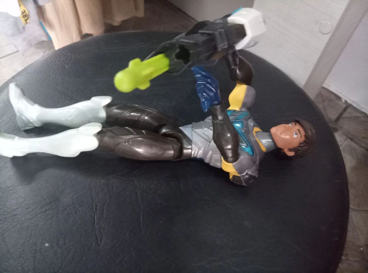 Boneco Max  steel - Foto 3