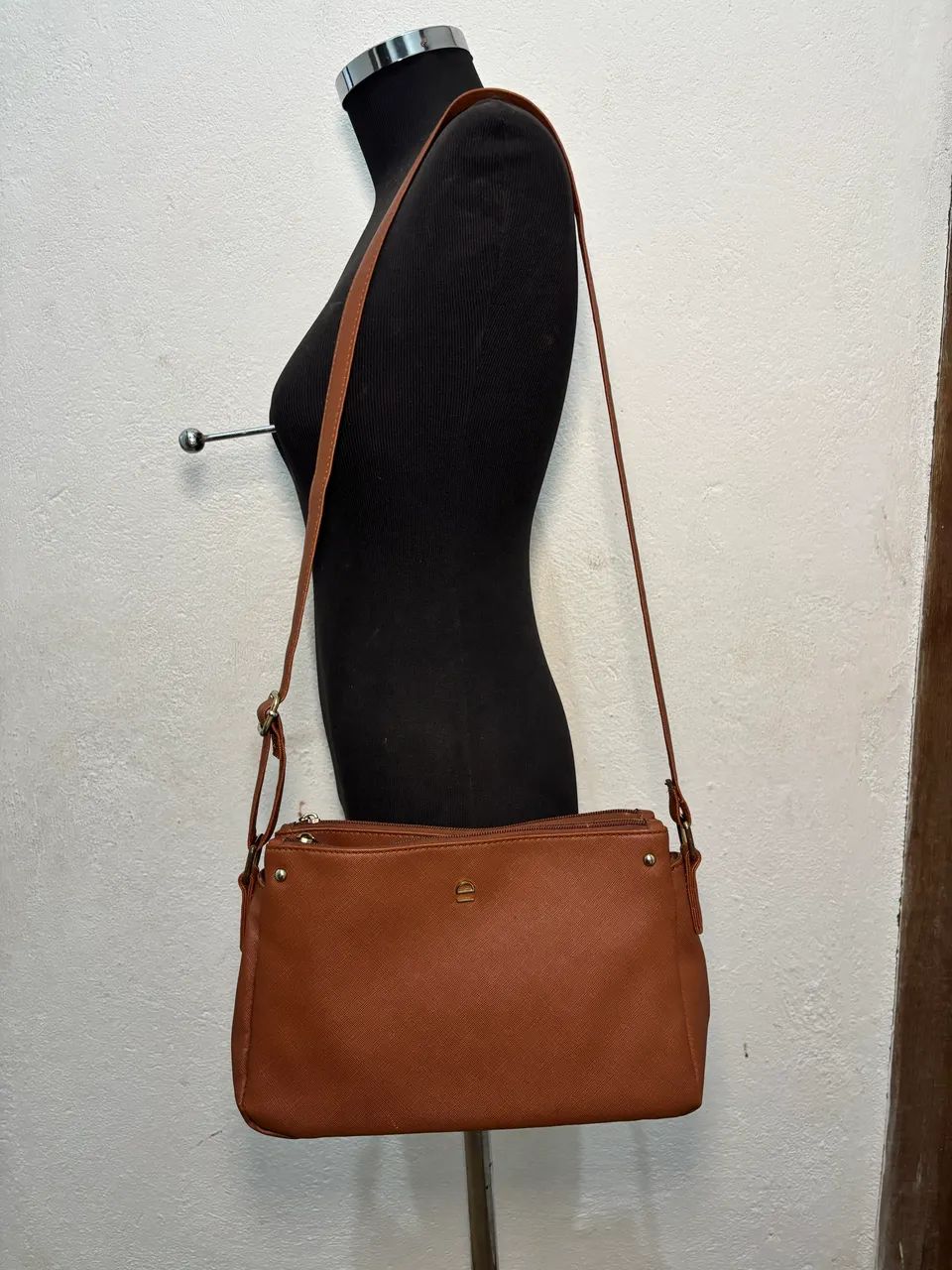 Bolsa transversal sintética Feminina - Foto 2