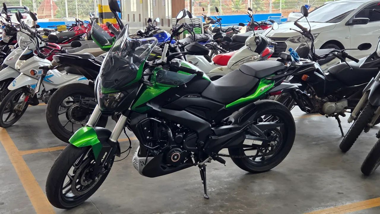 Bajaj Dominar 400 